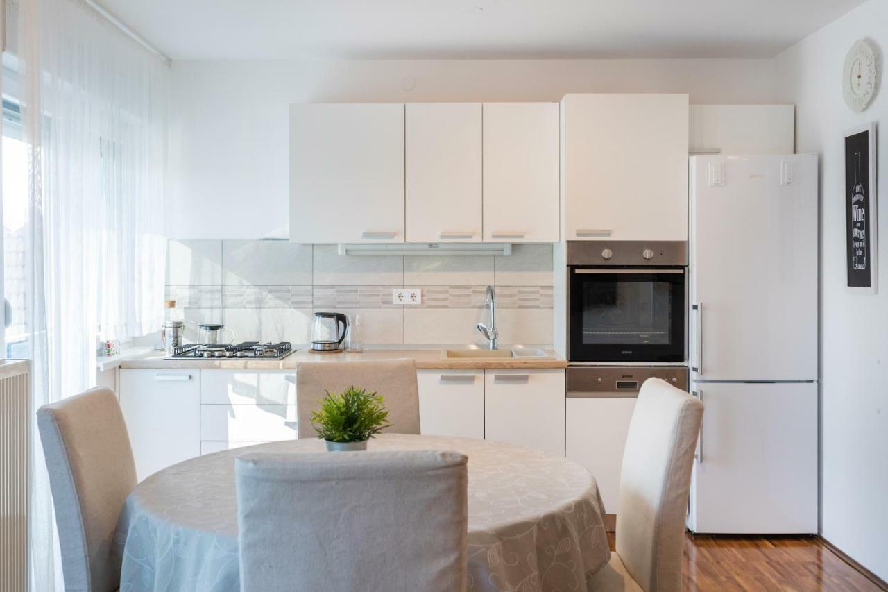 Spacious 2Bdr Apartment - Free Parking Zagreb Exterior photo